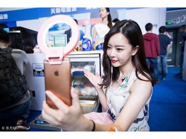 企業(yè)直播是如何改變企業(yè)營(yíng)銷(xiāo)格局的？